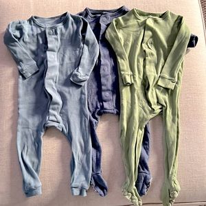 Magnetic Me Simply Me 12-18 month pajama onesie blue green bundle